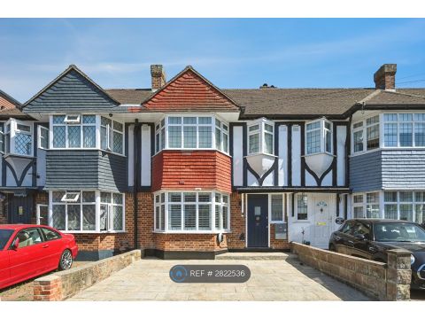 Dudley Drive, Morden SM4