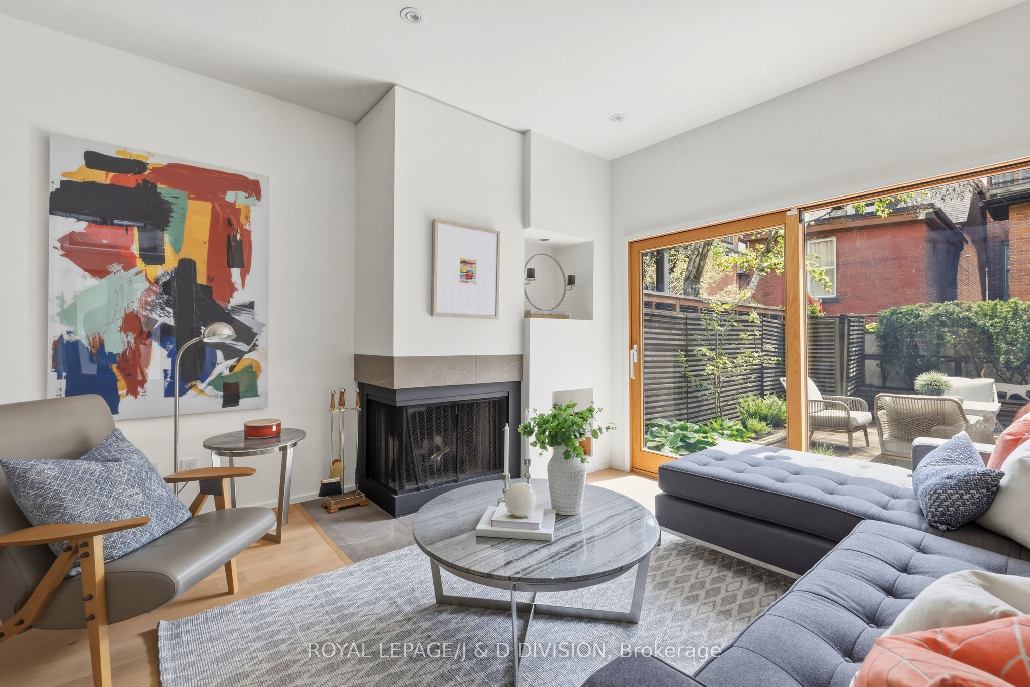 Additional image 2 of 11C Tranby Avenue, Toronto, ON, M5R 1N4