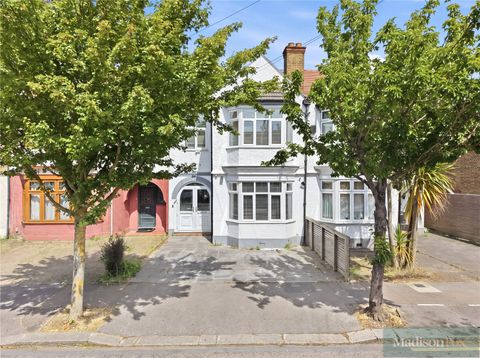 Hobart Road, Barkingside, Ilford, Redbridge IG6