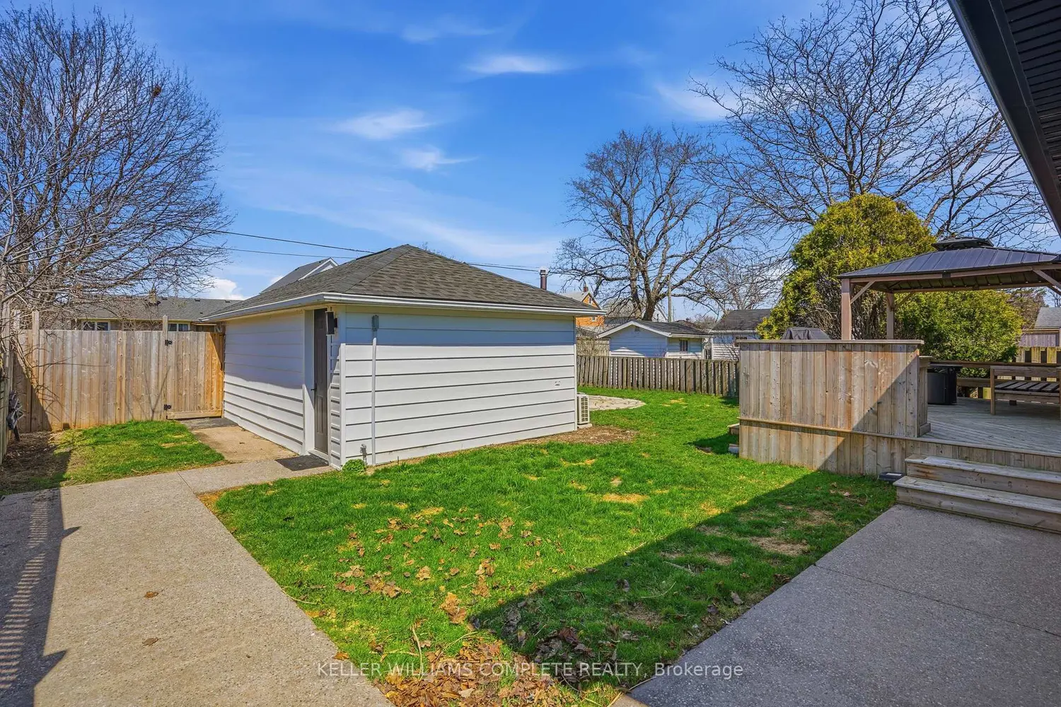 Additional image 19 of 328 Dufferin Street