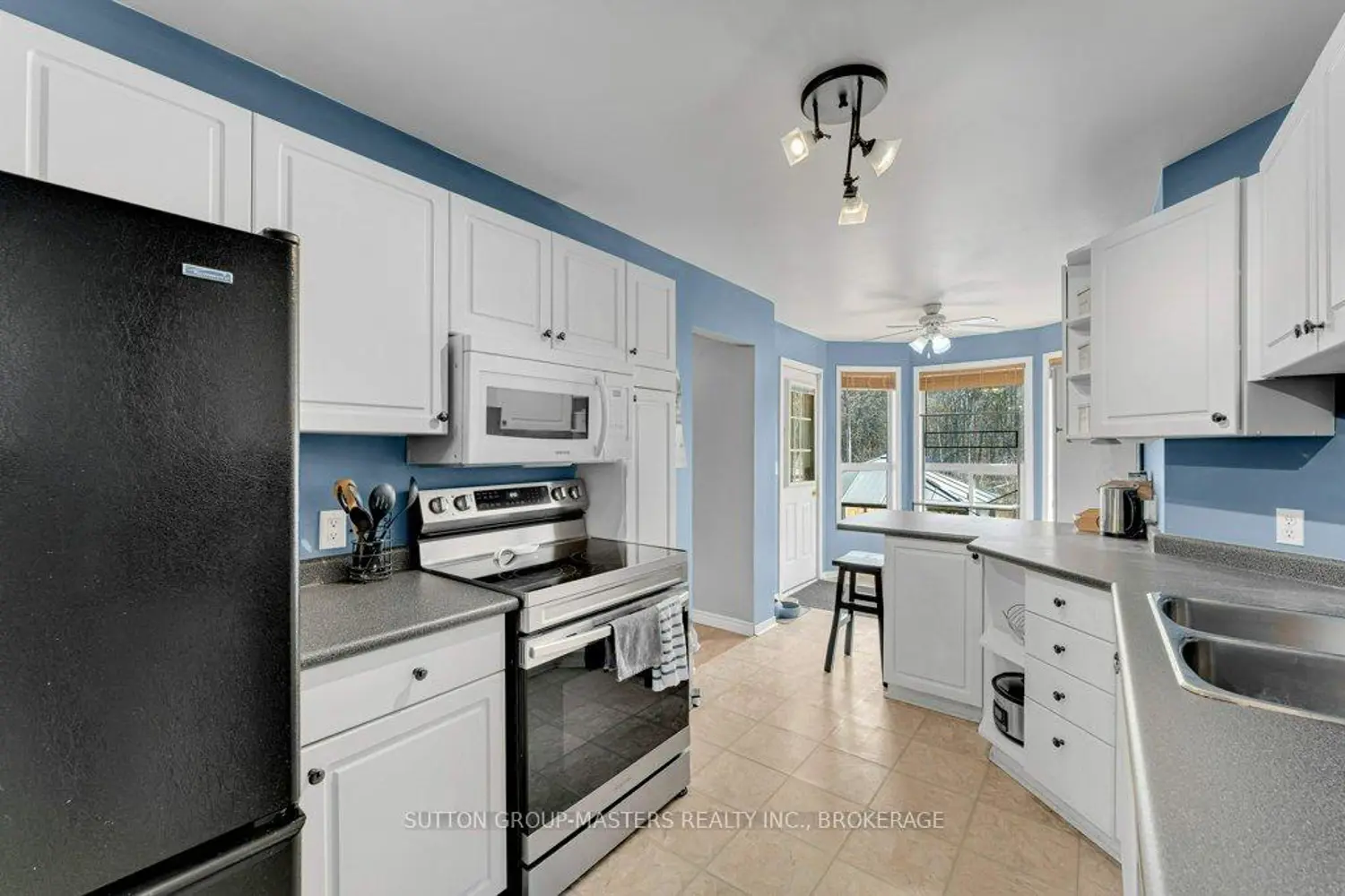 Additional image 11 of 118 Sir John Johnson Drive