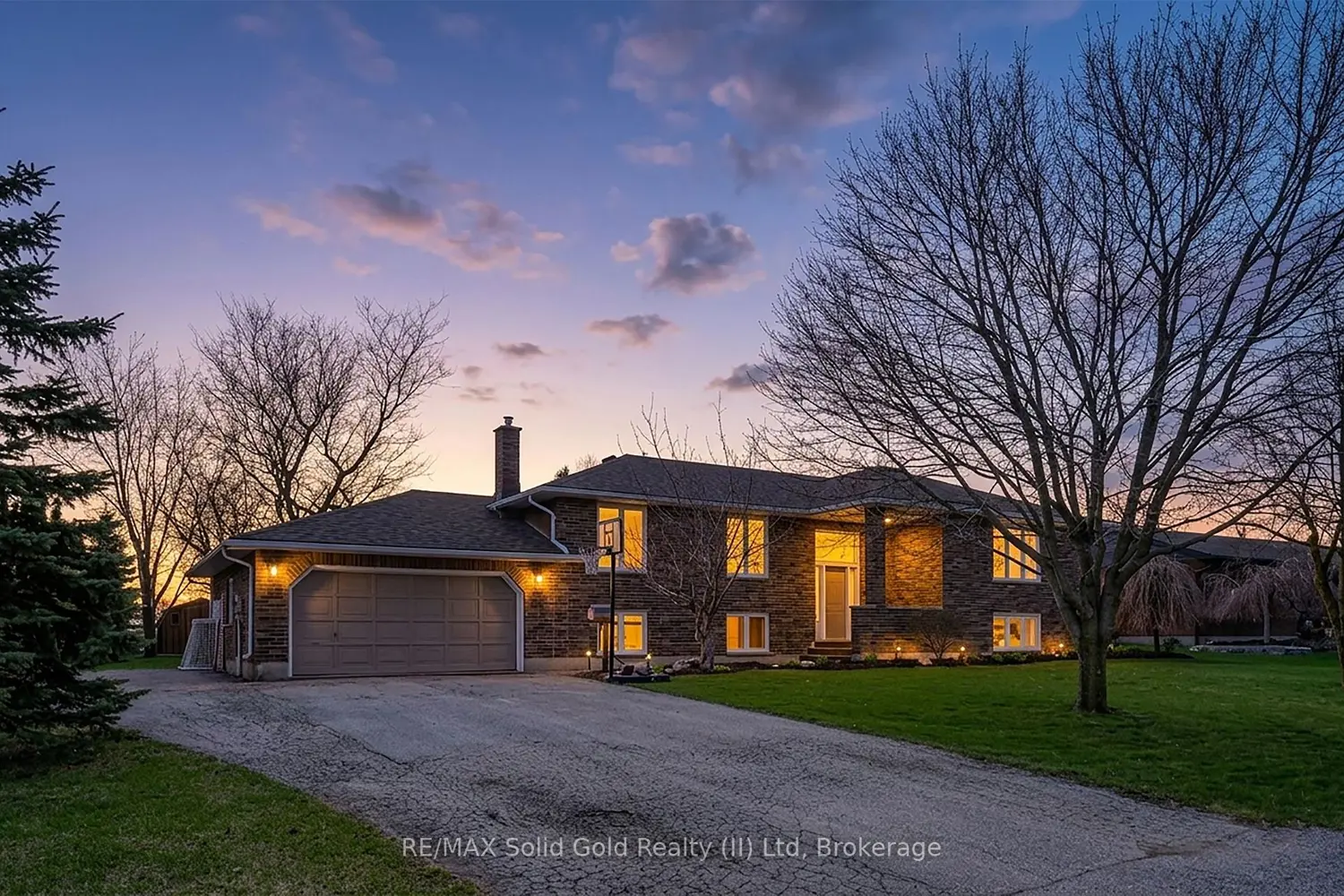 6 Lin Pine Lane
