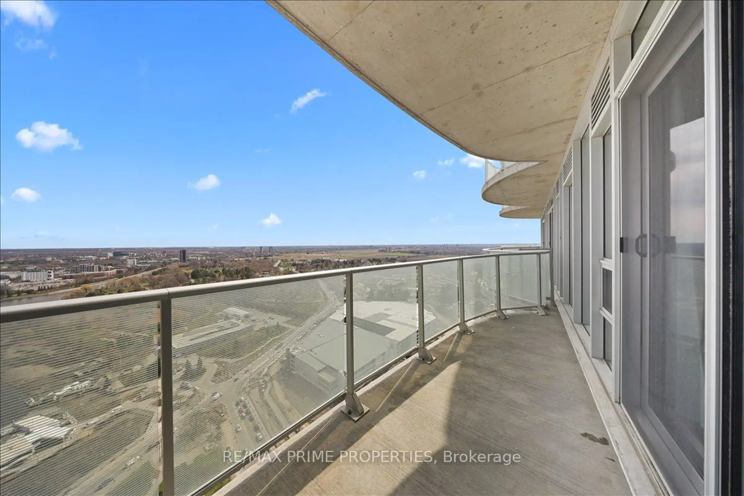 Additional image 4 of 805 Carling Avenue 3705