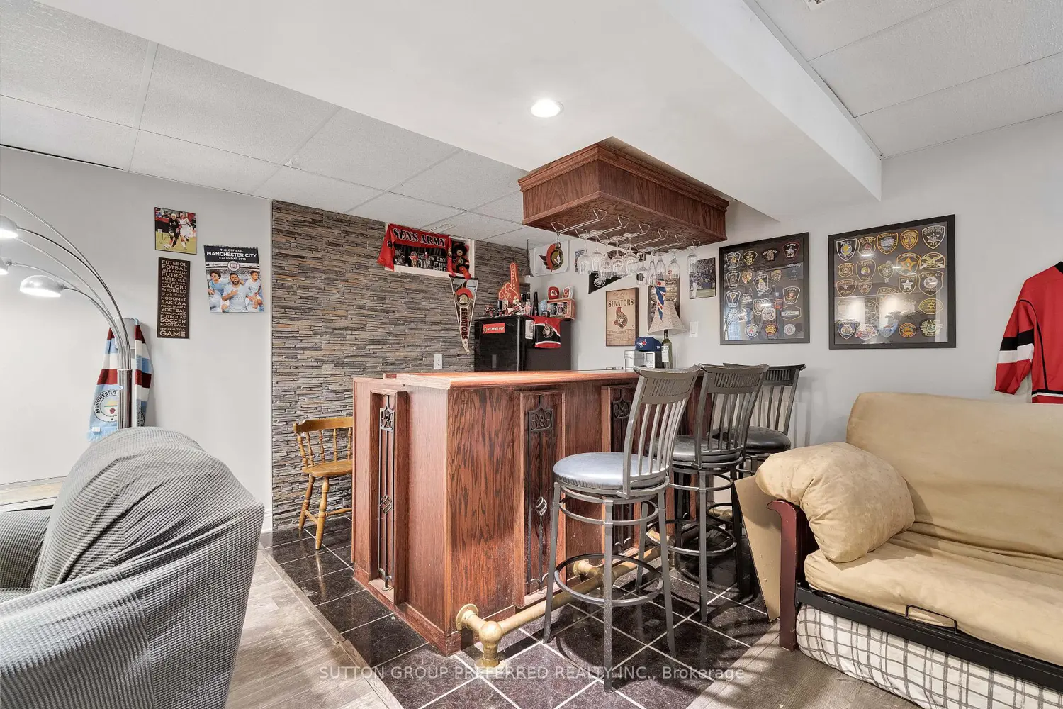 Additional image 16 of 122 Laurel Street