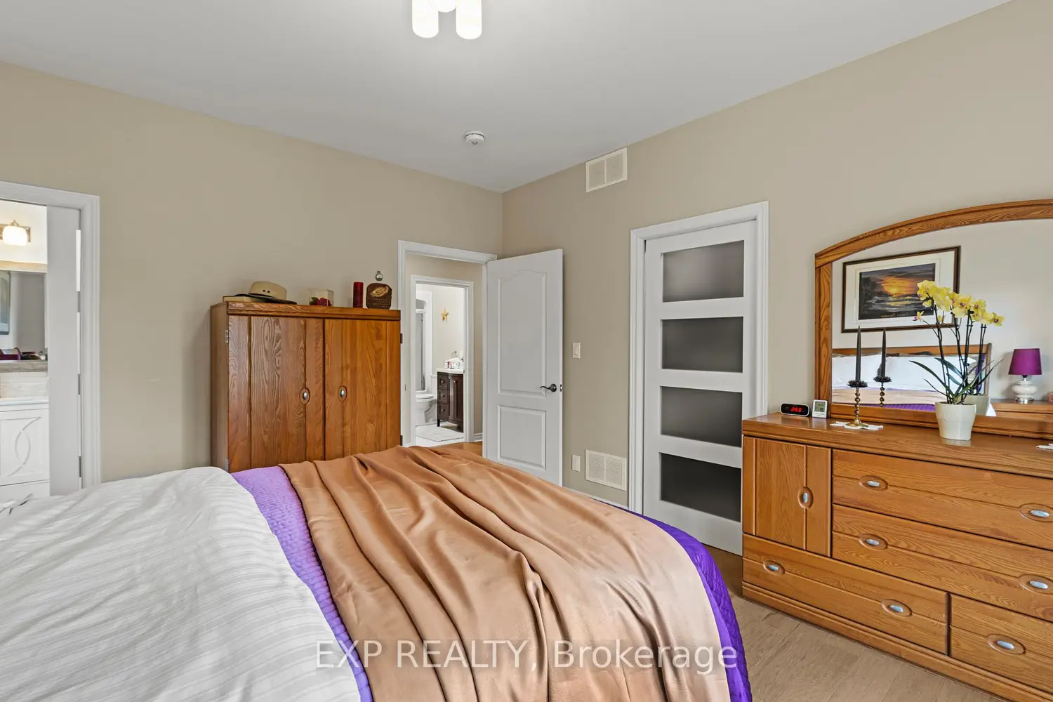 Additional image 7 of 226 Westwood Avenue