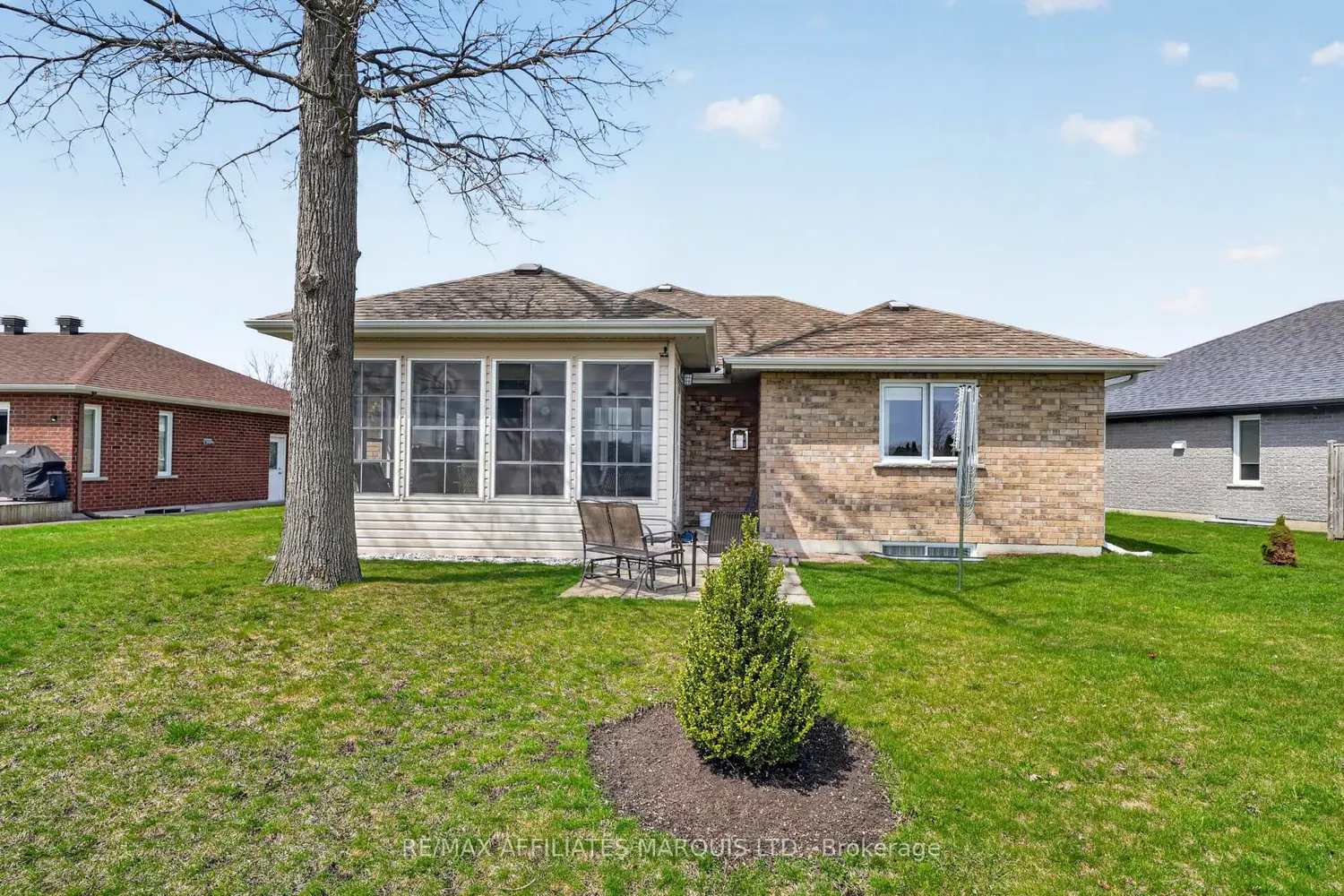 516 Jo Anne Crescent