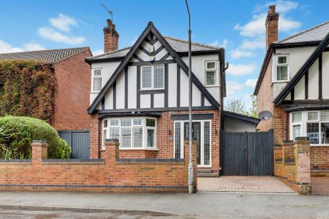 Elmhurst Avenue, Nottingham NG3