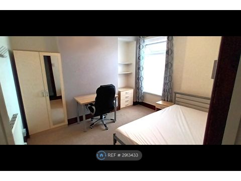 Cromwell Street, Swansea SA1, Room to rent