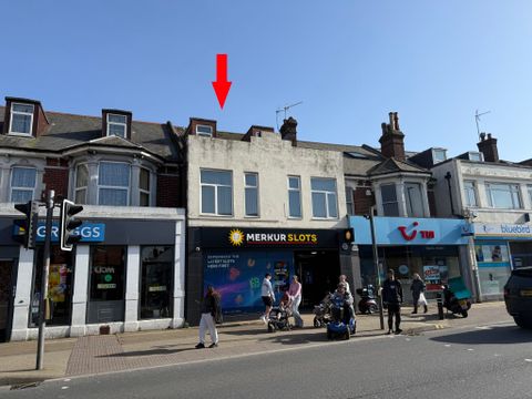 76B London Road, Portsmouth PO2
