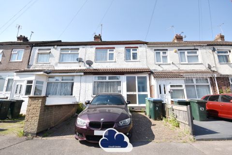 Kirkdale Avenue, Coventry CV6