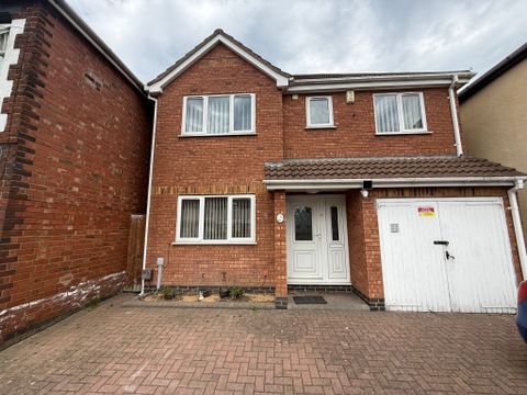 Torrington Avenue, Tile Hill, Coventry CV4