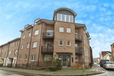 Augusta Court, Exeter EX1