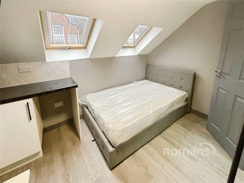 Wilson Road, Reading, Berkshire RG30, Room to rent