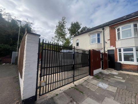 Room 2, Wilberforce Road, Leicester LE3, Room to rent