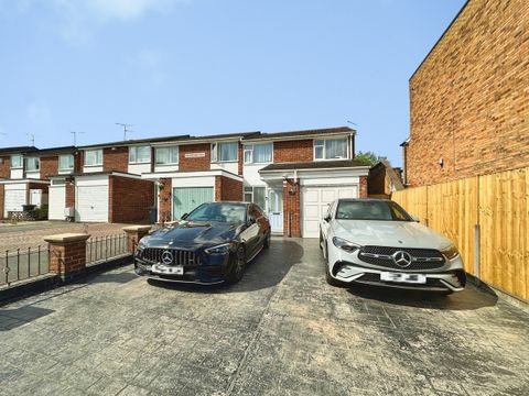 Nevanthon Road, Western Park LE3