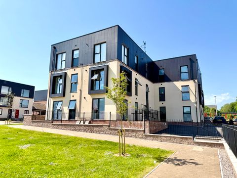 Dol Glaswg, Cardiff CF5