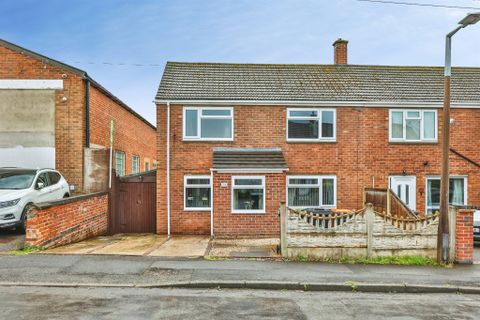 Crawford Avenue, Stapleford, Nottingham NG9