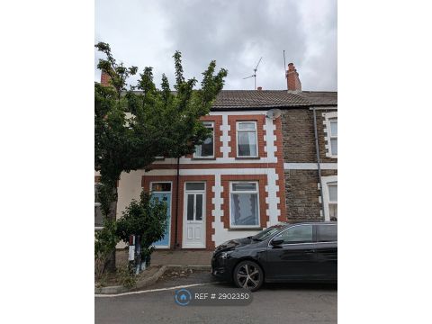 Pearl St, Cardiff CF24
