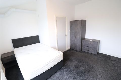 Mount Street, Spon End, Coventry CV5, Room to rent