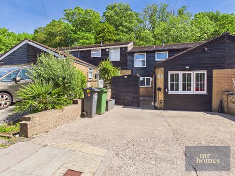 Woodlands Park Drive, Caerau, Cardiff CF5