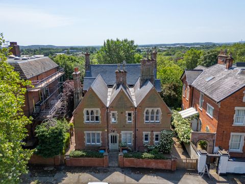 Cavendish Crescent South, The Park NG7