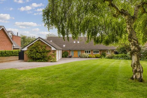 The Leys, Normanton-On-The-Wolds NG12
