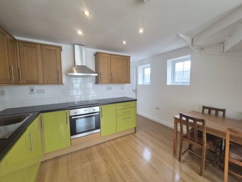 Paget Street, Cardiff CF11