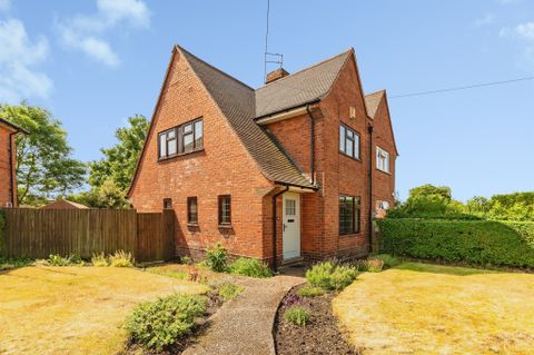 Bracknell Crescent, Nottingham NG8