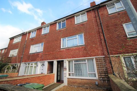 Blossom Square, Portsmouth PO1, Room to rent