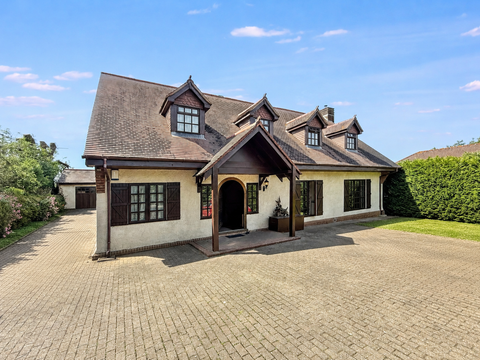 Ashtree Grove, Elburton, Plymouth. PL9
