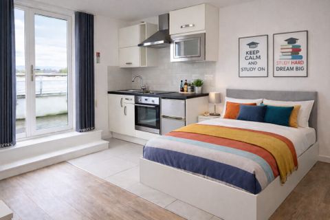 Watkin Road, Leicester LE2, Studio to rent