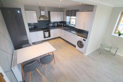 Cattofield Square, Aberdeen AB25