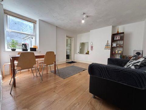 Harriet Street, Cathays CF24
