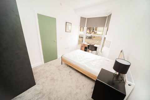 79 Norfolk Street, Swansea SA1, Room to rent
