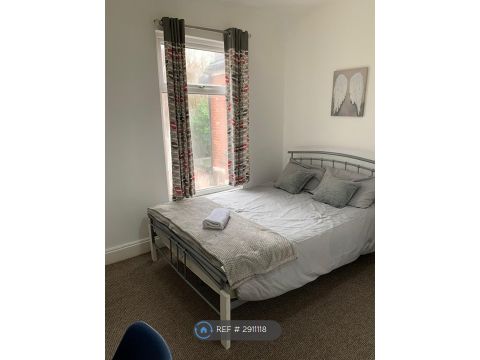 St George's Rd, Coventry CV1, Room to rent