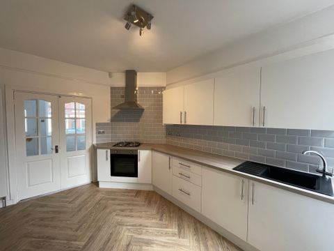Kingsland Avenue, Coventry CV5