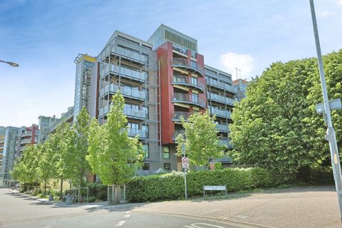 Geoffrey Watling Way, Norwich NR1