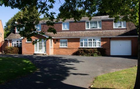 Old Mill Avenue, Cannon Park, Coventry CV4, Room to rent