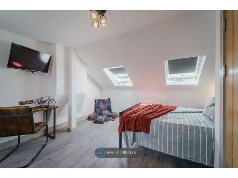 Glover St, Coventry CV3, Room to rent
