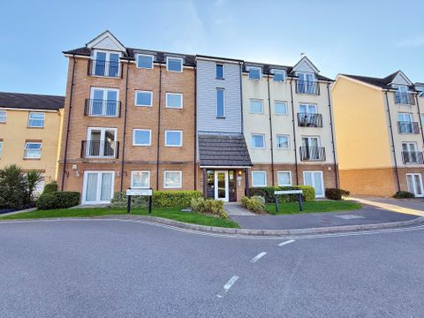 Tudor Crescent, Cosham PO6