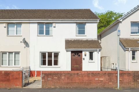 Pentre Treharne Road, Landore, Swansea SA1