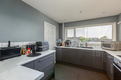 Branwen Gardens, Mayhill, Swansea SA1