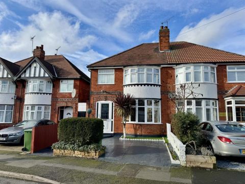 Francis Avenue, Leicester LE3