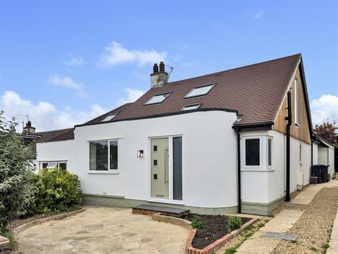 Kenmure Avenue, Brighton BN1
