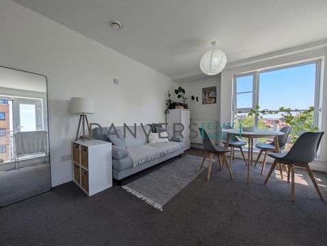Vaughan Way, Leicester LE1, Room to rent