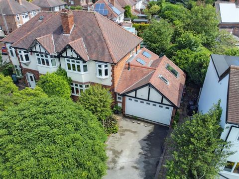 Attenborough Lane, Attenborough NG9