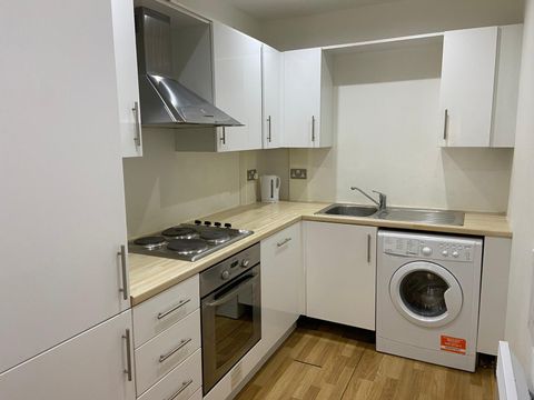 Castle Street, Swansea SA1, Studio to rent