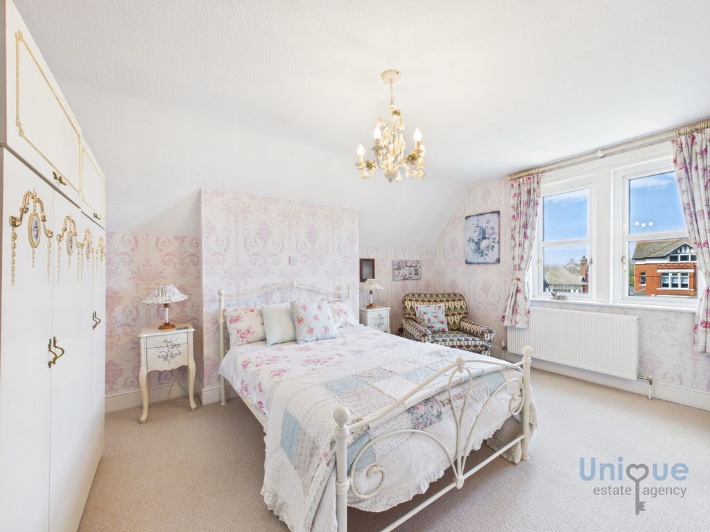 Additional image 22 of 5 bed semi-detached house for saleHeadroomgate Road, Lytham St. Annes FY8