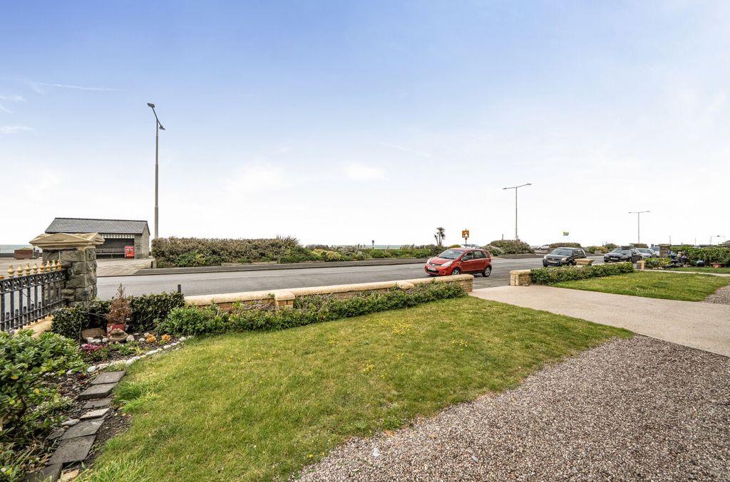 Additional image 8 of 2 bed flat for saleTrem Enlli, Tywyn, Gwynedd LL36