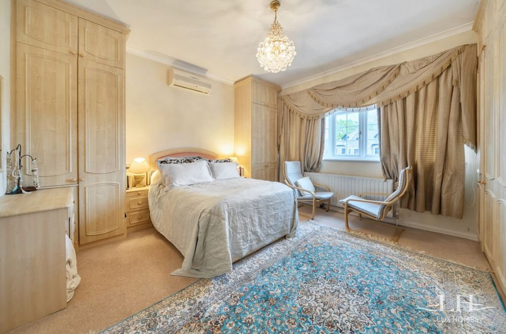 Additional image 18 of 4 bed detached house for saleNelmes Road, Emerson Park RM11